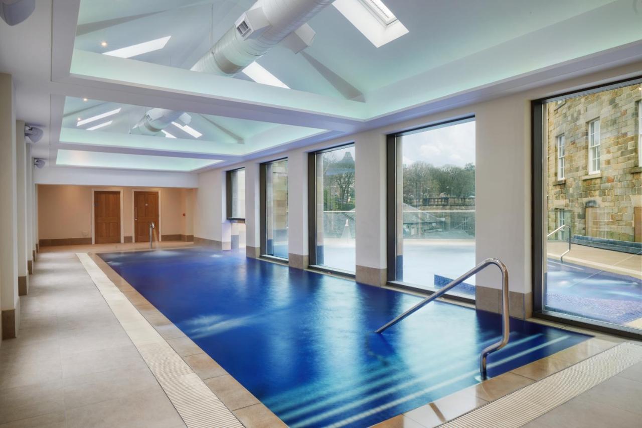 Ensana Buxton Crescent Hotel Buitenkant foto The swimming pool at The Old Ship Hotel