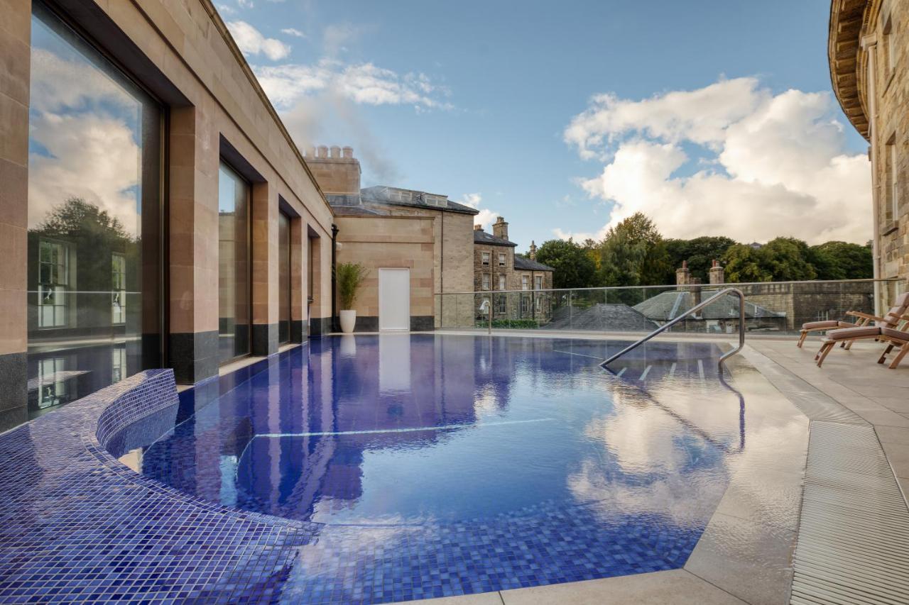 Ensana Buxton Crescent Hotel Buitenkant foto The rooftop pool at The Berkeley