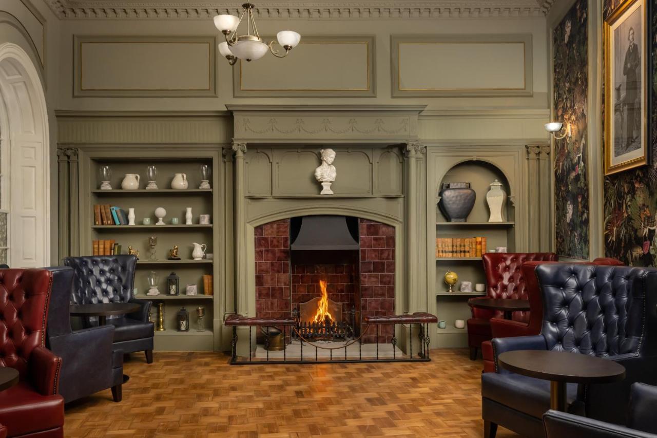 Ensana Buxton Crescent Hotel Buitenkant foto The fireplace in the Drawing Room