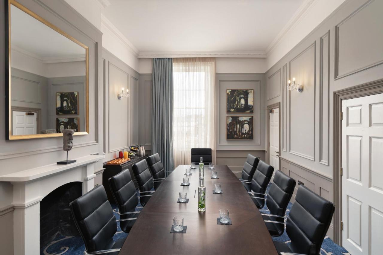 Ensana Buxton Crescent Hotel Buitenkant foto The boardroom at the hotel